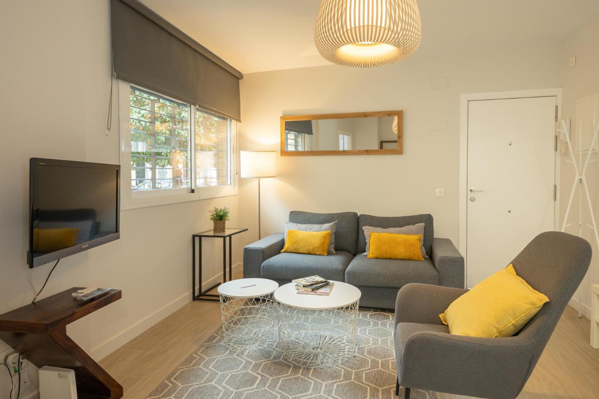Charming Apartment With Private Patio At Plaza De Espana By Ocityzen 塞维利亚 外观 照片